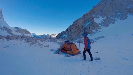 Markus Pucher, Aguja Guillaumet, Patagonia - Markus Pucher during his attempt to solo climb Fitz Roy in winter (08/2017)