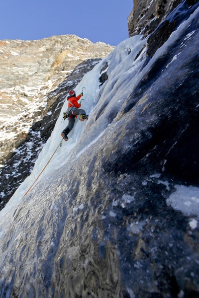 Lyngen Norway - Albert Leichtfried tackles Startfossen WI4 60m