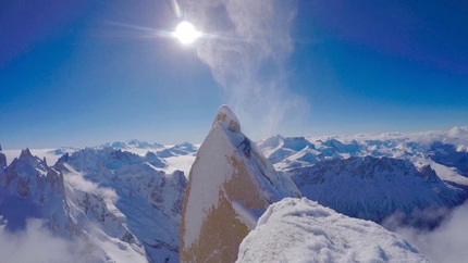 Markus Pucher, Aguja Guillaumet, Patagonia - Markus Pucher durante la prima invernale solitari di Aguja Guillaumet in Patagonia (08/09/2017)