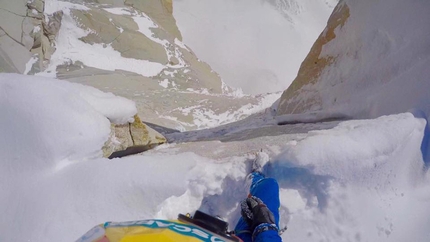 Markus Pucher, Aguja Guillaumet, Patagonia - Markus Pucher durante la prima invernale solitari di Aguja Guillaumet in Patagonia (08/09/2017)