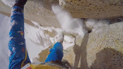 Markus Pucher, Aguja Guillaumet, Patagonia - Markus Pucher during the first solo winter ascent of Aguja Guillaumet in Patagonia (08/09/2017)