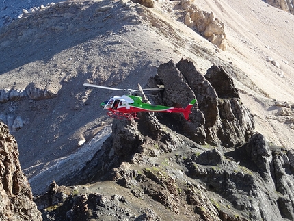 Bivacco dal Bianco, Passo Ombretta, Marmolada, Dolomiti - I lavori di manutenzione del Bivacco dal Bianco, Passo Ombretta, Marmolada, Dolomiti (Claudia Baldini, Carlo Barbolini, Omar Scarpellini 21-23/08/2017)