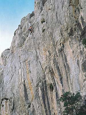 Arrampicata Sardegna - Arrampicata in Sardegna: Bruno Fonnesu su Dafne, al Monte Oxineddu