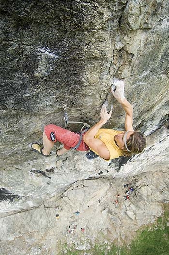 Alberto Gnerro, Gressoney, SS 26 - Alberto Gnerro making the first ascent of SS26 at Gressoney in Valle d'Aosta (08/2006)