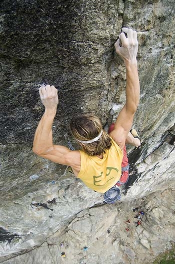 Alberto Gnerro, Gressoney, SS 26 - Alberto Gnerro making the first ascent of SS26 at Gressoney in Valle d'Aosta (08/2006)