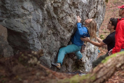 Boulder a Cortina d'Ampezzo, Dolomiti, Luca Zardini - Arrampicata boulder a Cortina