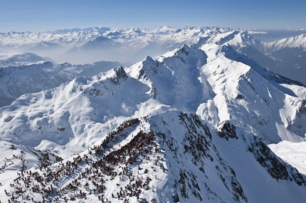 Pierra Menta 2010 - La folla degli spettatori sul Grand Mont