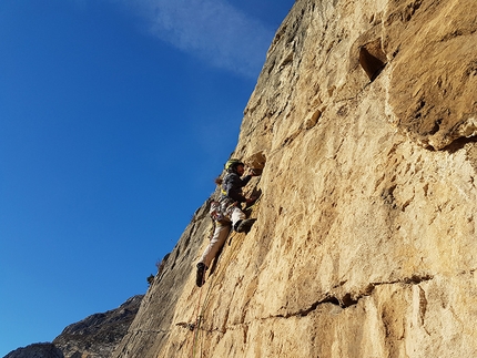 Leoni in gabbia, nuova via d’arrampicata sul Monte Casale (Valle del Sarca)