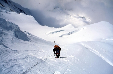 Jean-Christophe Lafaille, Annapurna - Jean-Christophe Lafaille: sopra il Campo 2 dell'Annapurna, 05/2002