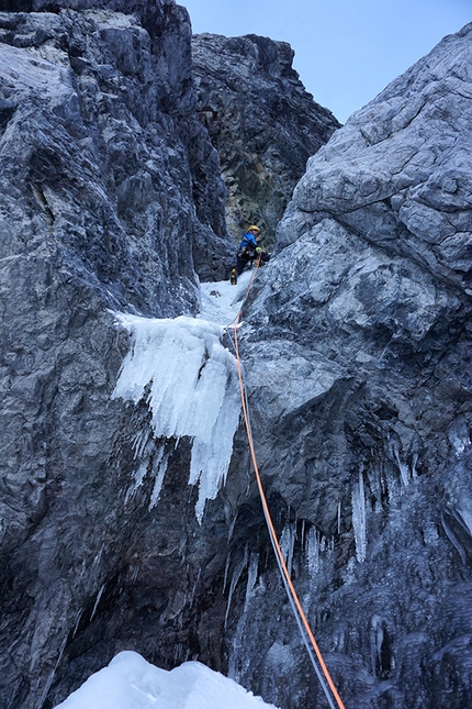 Königsspitze, Gran Zebrù, Daniel Ladurner, Johannes Lemayer - Johannes Lemayer climbing steep ice and loose rock during the first ascent of a new mixed climb up Königsspitze together with Daniel Ladurner on 07/10/2017