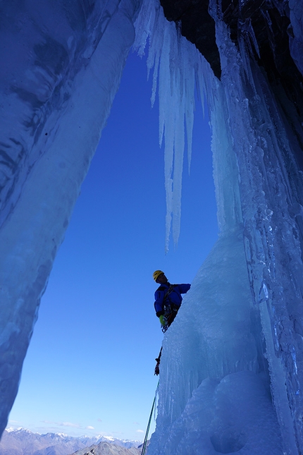 Gnadenlos, Ortler, Daniel Ladurner, Johannes Lemayer, Herbert Plattner - During the first ascent of 'Gnadenlos', Ortler NW Face (Daniel Ladurner, Johannes Lemayer, Herbert Plattner)