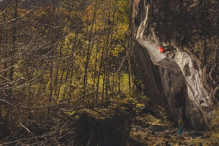 Andrea Zanone climbs Coup de Grace, 9a in Switzerland's Val Bavona