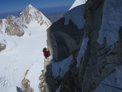 Mount Edgar, China François Cazzanelli, Francesco Ratti, Emrik Favre, Tomas Franchini, Matteo Faletti, Fabrizio Dellai - Mount Edgar Nanmengou Valley: 