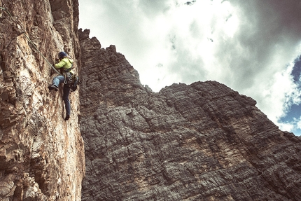 Silvia Petroni - Silvia Petroni sulla via Paolo VI, Tofana Rozes, Dolomiti