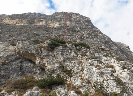 Baffelan, Alpinismo Radicale, Leonardo Meggiolaro, Matteo Maran - Il secondo e terzo tiro e la parte alta di Alpinismo Radicale sul Baffelan, Piccole Dolomiti, aperta nel 1999 da Alberto Peruffo e Alberto Urbani
