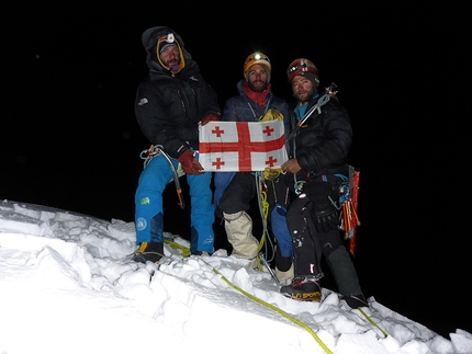 Larkya Main, Himalaya, Giorgi Tepnadze, Bakar Gelashvili, Archil Badriashvili - Larkya Main, Himalaya: Archil Badriashvili, Bakar Gelashvili and Giorgi Tepnadze on the summit on 27/09/207