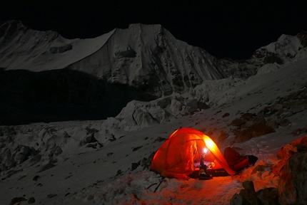 Tomas Franchini, Monte Edgar, Cina - Monte Edgar, Cina: la tenda al Campo degli Italiani