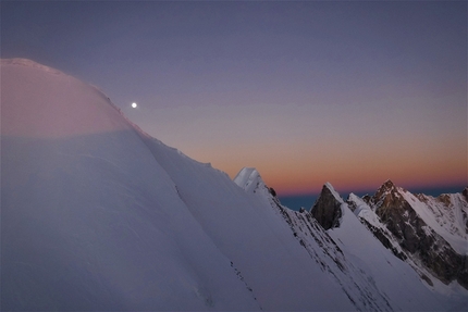 Tomas Franchini, Monte Edgar, Cina - Panorama durante la discesa dal Monte Edgar dopo la prima salita della parete ovest