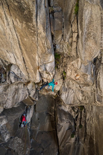 Nicolas Favresse, Yosemite, El Capitan - Nicolas Favresse during the first free ascent of Eye of Sauron, Ribbon Falls, Yosemite