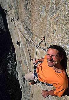 Alexander Huber finds and frees El Corazon on El Capitan