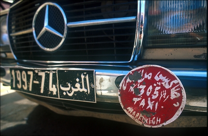 Scialpinismo in Marocco, Alto Atlante, Africa - Marrakech's taxi.