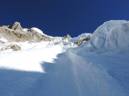 Phungi Peak, Himalaya, Nepal, Yury Koshelenko, Aleksei Lonchinskii - Making the first ascent of Phungi Peak (6538 m), Himalaya, Nepal