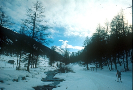 Escursioni con sci da fondo nella montagna del Queyras, Francia