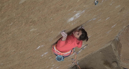 Nina Caprez To Bolt Or Not To Be Smith Rock - Swiss climber Nina Caprez redpointing the historic To Bolt Or Not To Be at Smith Rock, the first 5.14a/8b+ in the USA freed by French climber Jean-Baptiste Tribout in 1986.