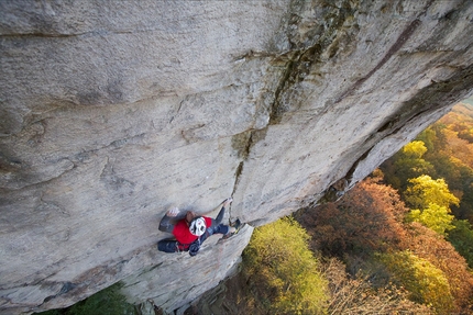 James Pearson Power Ranger, Sunset Rocks, Chattanooga, USA - James Pearson making the first ascent of Power Ranger, Sunset Rocks, Chattanooga, USA. 'falling off the upper moves would send you exactly in the direction you don’t want to be!  I never fell off the last few moves so I can’t say for sure. Perhaps it is safe, perhaps not… only time will tell.'