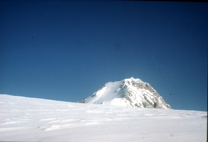 Scialpinismo negli Appennini, Monti Sibillini Gran Sasso - Scialpinismo Gran Sasso. Corno Grande dalla Sella dei Grilli