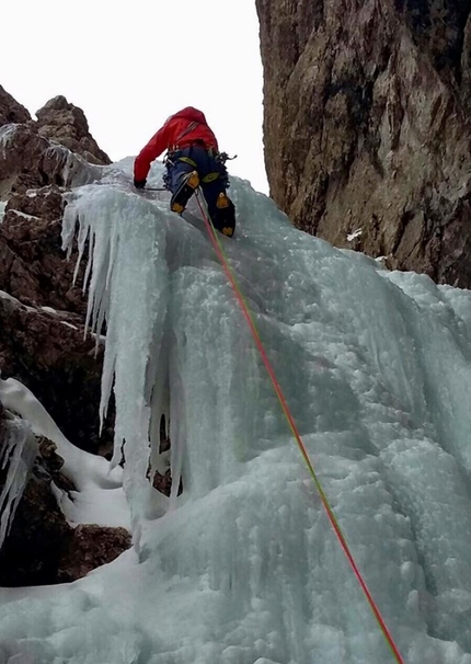 Torre Vitty Sella Dolomites Simon Gietl, Andrea Oberbacher - Simon Gietl and Andrea Oberbacher climbing the icefall up Torre Vitty, Sella Dolomites