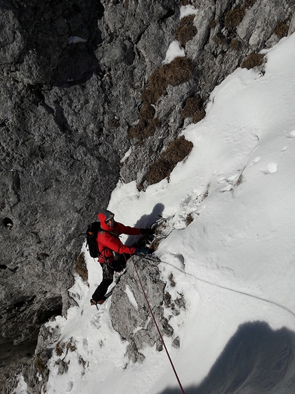 Grigna settentrionale Via Valentina - Durante la prima salita di Via Valentina, Grigna settentrionale, Cristian Candiotto e Benigno Balatti 05/12/2017