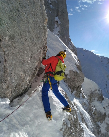 Grigna settentrionale Via Valentina - Cristian Candiotto durante la prima salita di Via Valentina, Grigna settentrionale, aperta insieme a Benigno Balatti il 05/12/2017