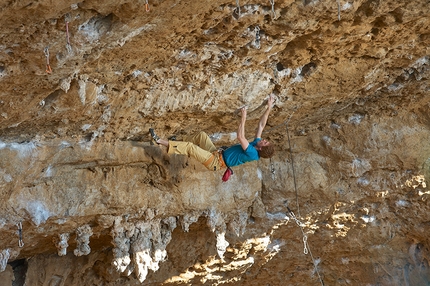 Grandi Gesti Sperlonga, Riccardo Moretti - Riccardo Moretti sale Grandi Gesti alla Grotta dell'Arenauta a Sperlonga