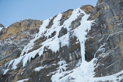 Dani Arnold free solo su Beta Block Super alla Breitwangfluh in Svizzera