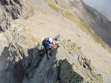 Traversata Integrale confine provincia di Bergamo, Luca Bonacina, Zeno Lugoboni - Traversata Integrale confine provincia di Bergamo: Cime di Caronella, Cresta Est