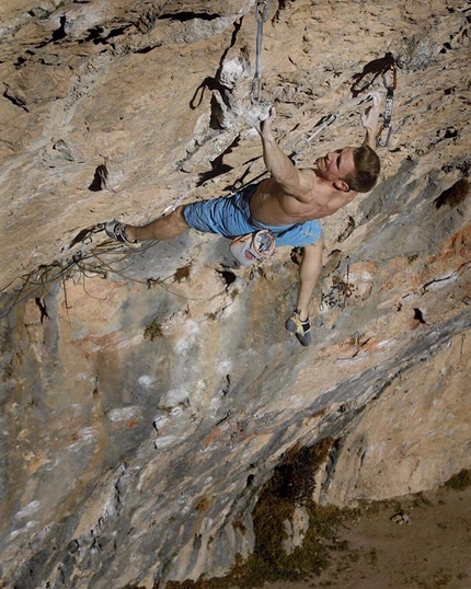 Jakob Schubert, Santa Linya - Jakob Schubert in January 2018 climbing Stoking the Fire, his third sports climb graded 9b.