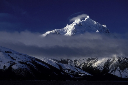 Monte Sarmiento, Patagonia - Monte Sarmiento, Patagonia, parete nord prima salita