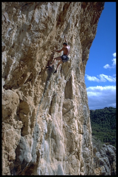 El Chorro, Spagna - Enrico Majoni su Morritos Jeagger (7b) a Poema de Roca (El Chorro)