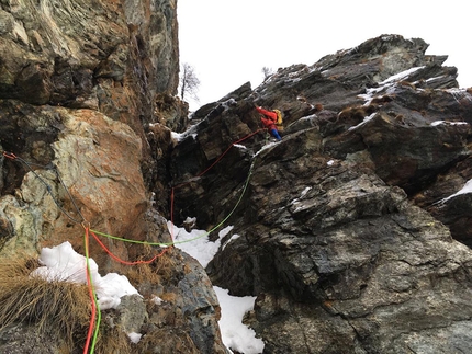 Alpinismo in Valtournenche: nuova via di ghiaccio e misto per Cazzanelli e Bongiorno