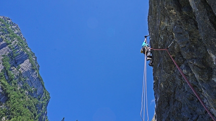 Cima Cee, Dolomiti del Brenta - Luca Giupponi in apertura del 3° tiro di Silverado