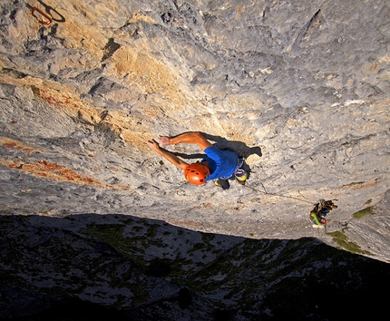 Cima Cee, Dolomiti del Brenta - Luca Giupponi sul 5° tiro di Silverado