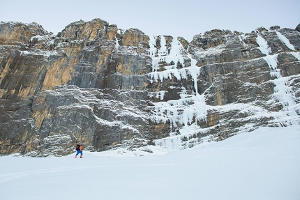 Dani Arnold, Beta Block Super, Breitwangfluh, Switzerland - Dani Arnold approaching the ice climb Beta Block Super on Breitwangfluh in Switzerland, free soloed on 24 December 2017