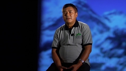 Ang Tshering Sherpa - Ang Tshering Sherpa