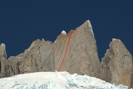 Patagonia Cerro Pollone - The line of Maracaibo (300 m, 7a/C1, Matteo Della Bordella, Luca Schiera 25/01/2018) up Cerro Pollone in Patagonia