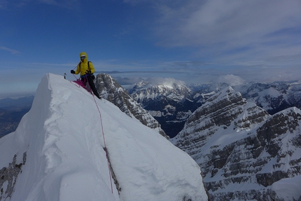 Watzmann Familie Traverse, Ines Papert, Luka Lindić - Ines Papert on summit ridge of the 4th Child, belaying Luka Lindić on the Watzmann Family traverse