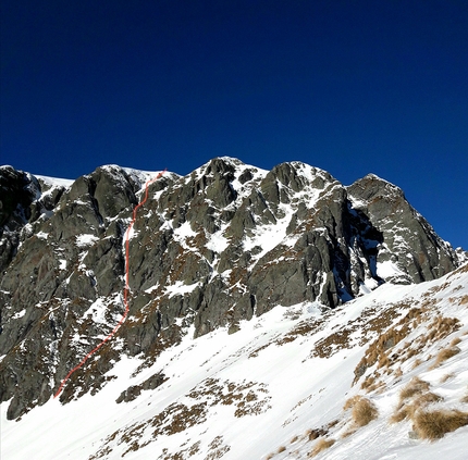 Cima Piazzotti Orientale, Val Gerola, Cristian Candiotto - Il tracciato della via Time sulla Cima Piazzotti Orientale, Val Gerola, aperta da Cristian Candiotto e Chiara Grattarola