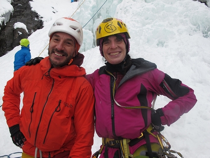 Erzurum, Turchia, Festival di arrampicata su ghiaccio - Jeff Mercier e Anna Torretta durante il Festival di arrampicata su ghiaccio 2018 a Erzurum in Turchia