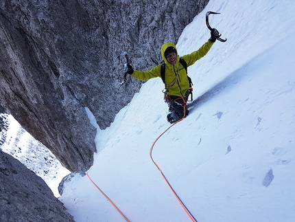 Hoher Göll, Alexander Huber, Guido Unterwurzacher - Guido Unterwurzacher, belayed by Alexander Huber, seconding Direkte Große Trichter, Hoher Göll West Face