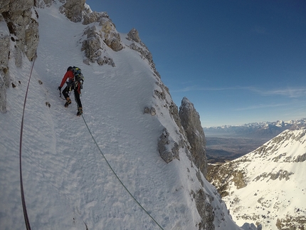 Cimon di Palantina, Alpago, Ritorno al Futuro - Durante la ripetizione di Ritorno al Futuro, parete NE di Cimon di Palantina, Alpago